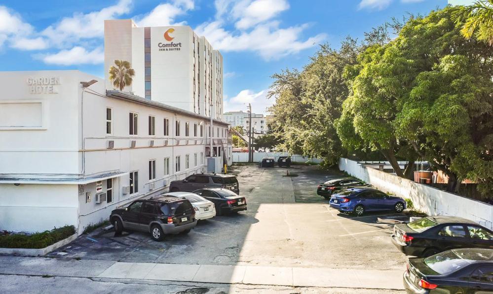 Garden Hotel Miami Airport, Trademark Collection By Wyndham マイアミ・スプリングス エクステリア 写真